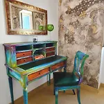 The Artist's House Apartment