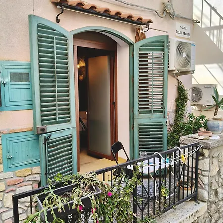 The Artist's House *