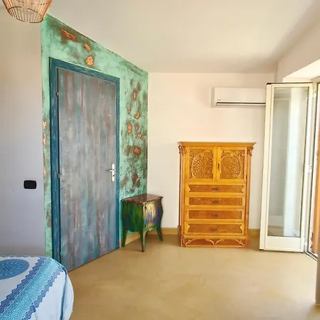 The Artist's House *